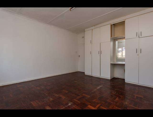 3 BEDROOM APARTMENT FOR SALE IN TURFFONTEIN